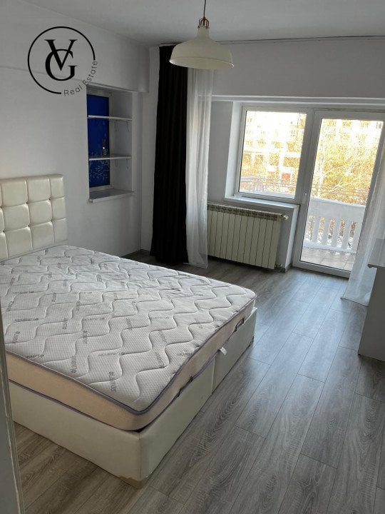 Apartament decomandat 2 camere - zona Unirii