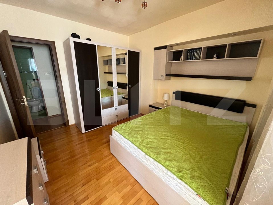 Apartament cu 3 camere, 90mp, zona Centrală