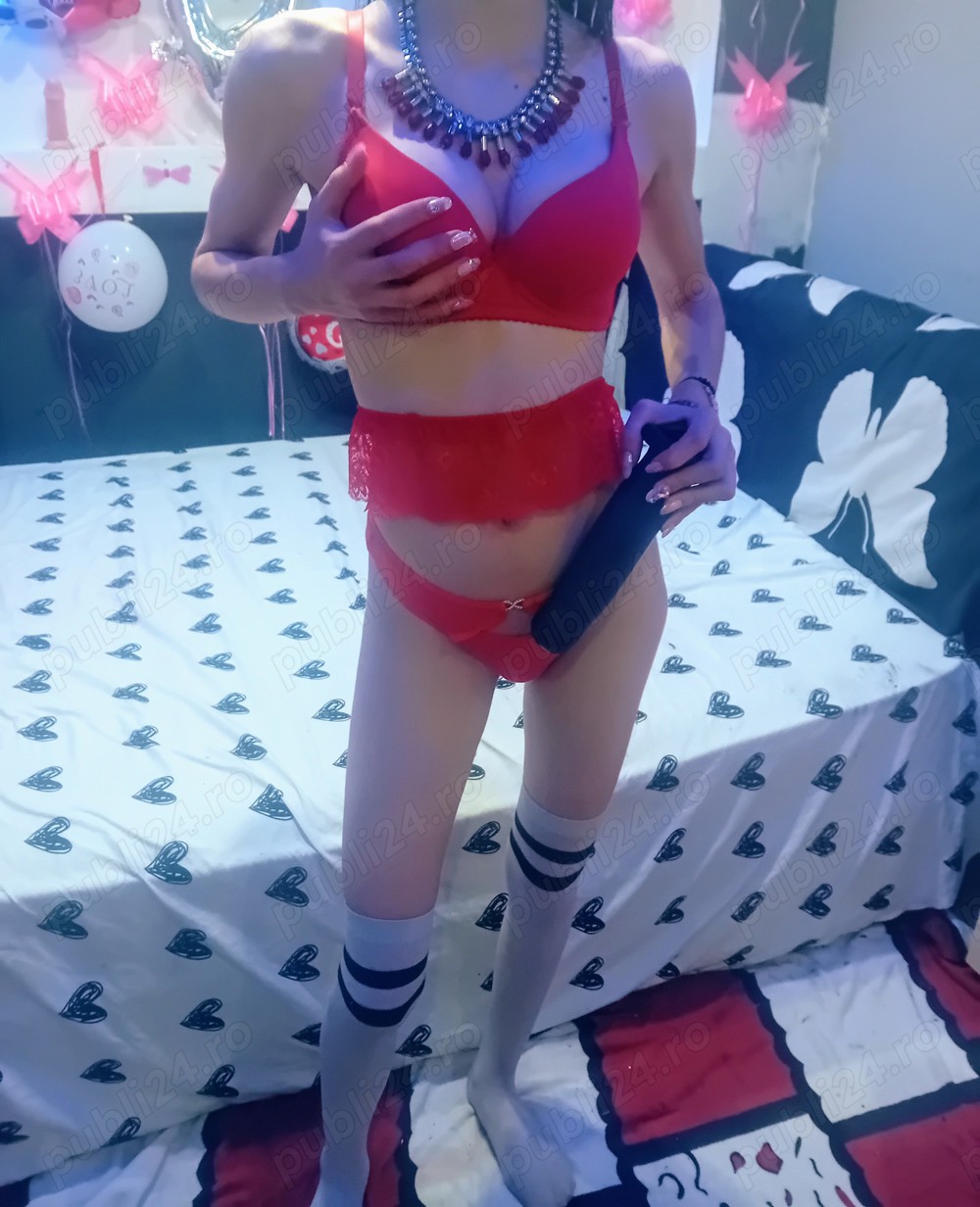 Nu fac întâlniri,Doar web