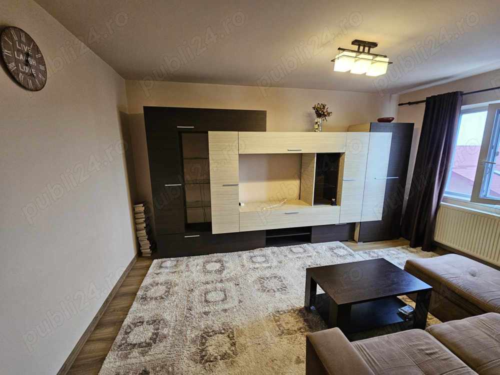 Proprietar, vand apartament 3 camere Calea Sagului, aproape de Shopping City.