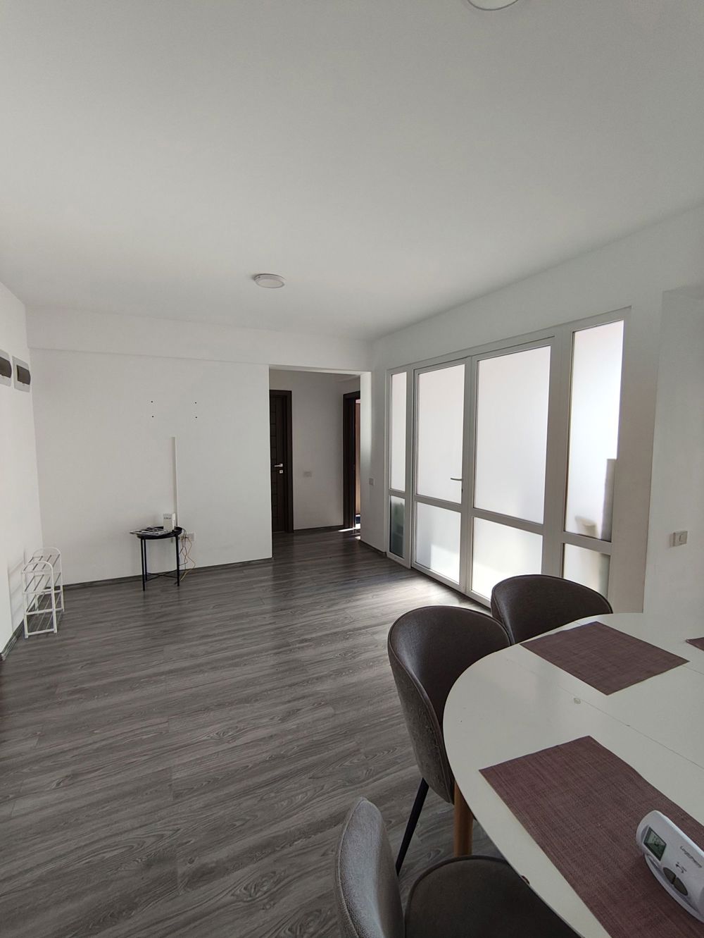  De vânzare: Apartament decomandat cu 3 camere,