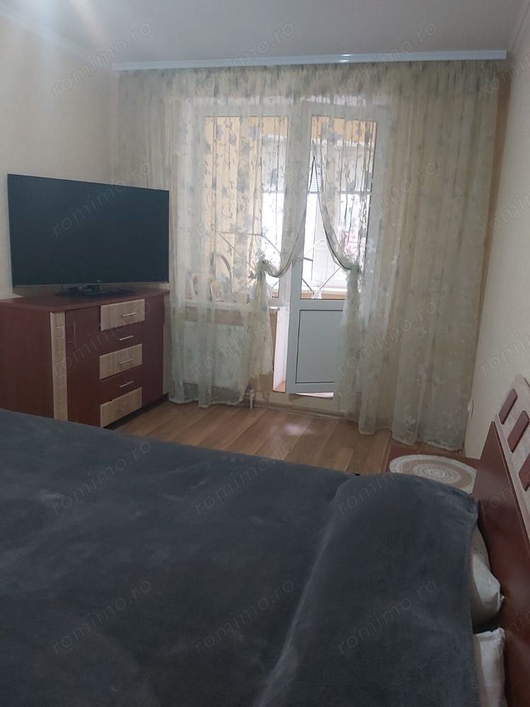 Apartament cu 3 camere in Pantelimon