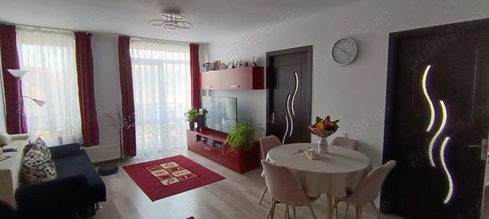 Vand Apartament 3 camere Baciu 