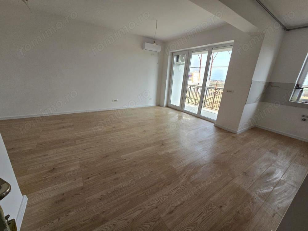 Bloc Nou. Apartament cu 3 camere. Model Spatios.