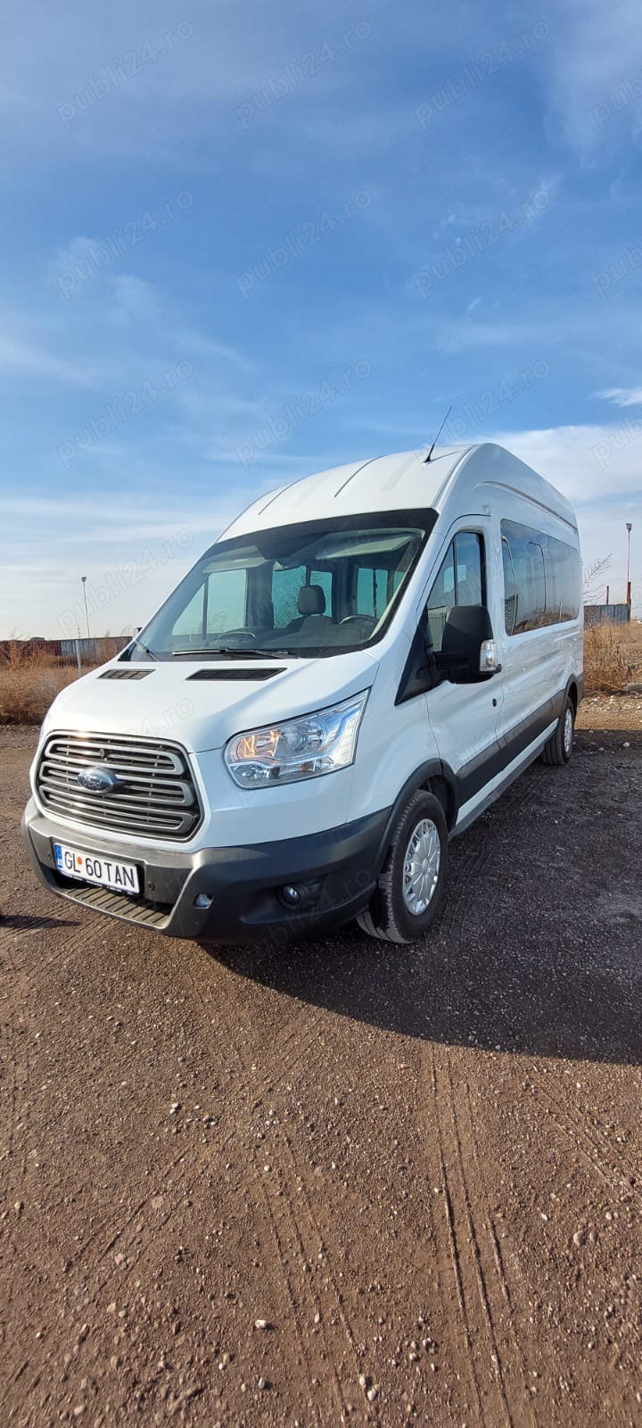 Ford tranzit 6 locuri