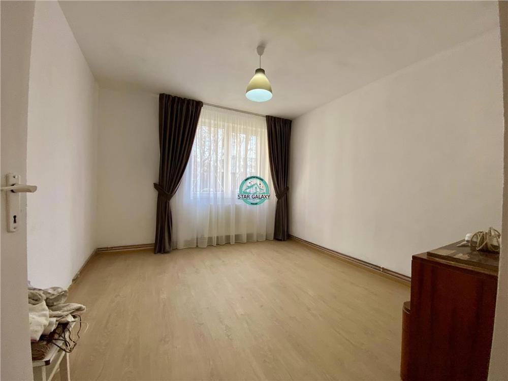 Apartament cu 2 camere de inchiriat, la parter, in Mureseni.