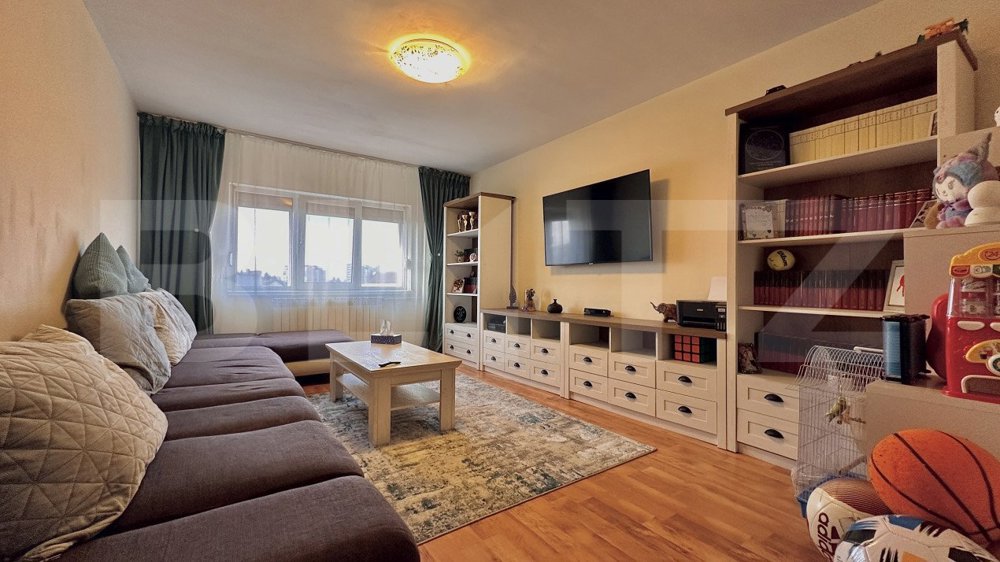 Apartament modern cu 3 camere, 64 mp, mobilat și utilat, zona Decebal