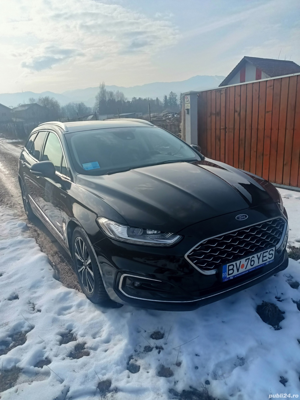 Ford Mondeo Vignale 2019, 2.0 Hybrid, 100.000 KM - 1999 cm3 , 140 HP