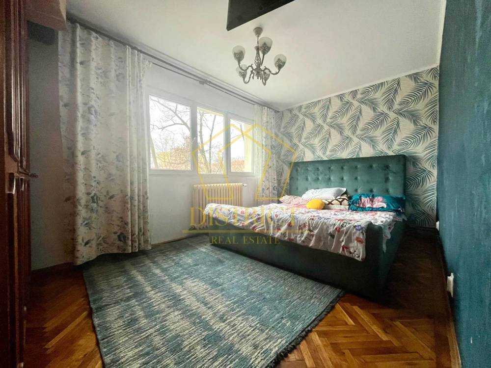 Apartament spațios cu 3 camere | Sagului | Piața Doina