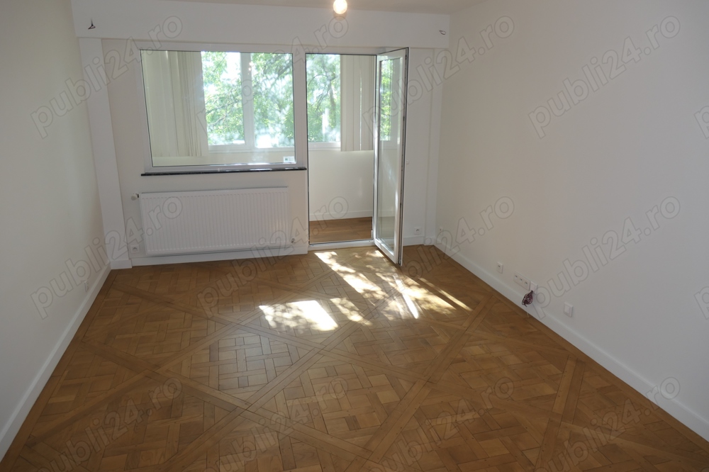 Apartament 3 camere decomandat, zona Gara Aradul Nou