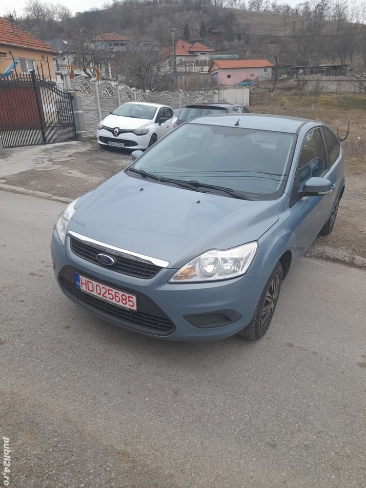 Vând Ford focus 1.4 benzina din 2009 euro 4