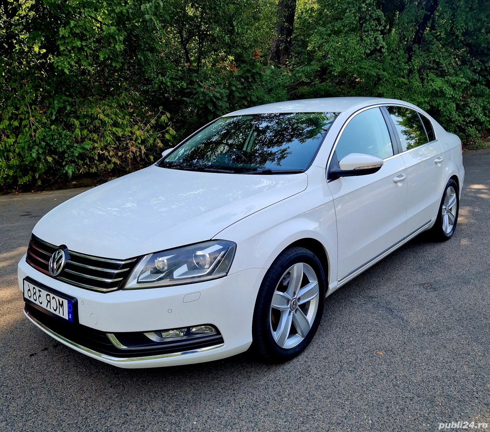 Vând Volkswagen Passat 2011