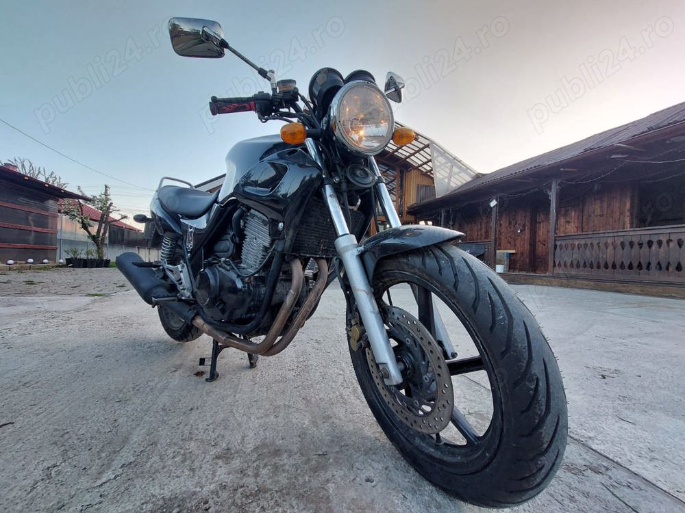 Honda CB500 Motocicleta intretinuta, ITP nou, gata pentru noul sezon