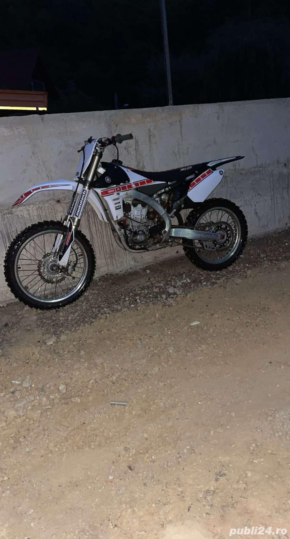 YAMAHA YZ450F