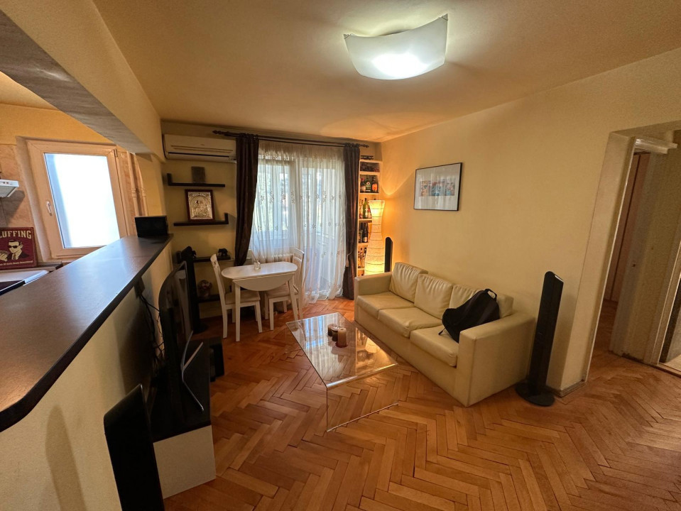 2 camere Baneasa in vecinatatea English Home