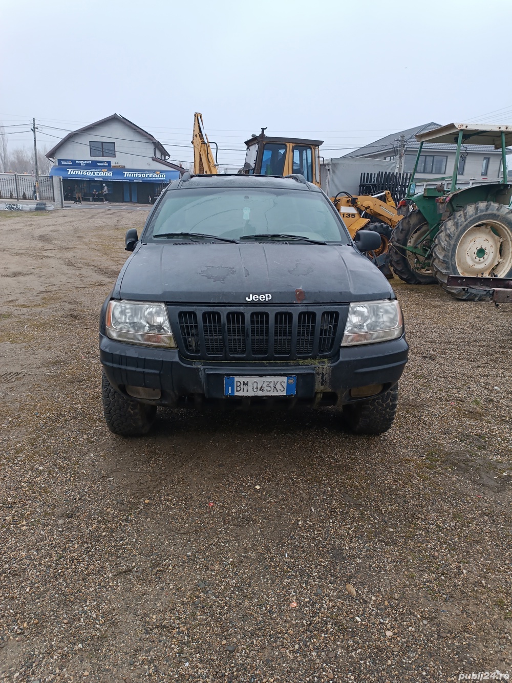 Dezmembrez jeep motor 3100