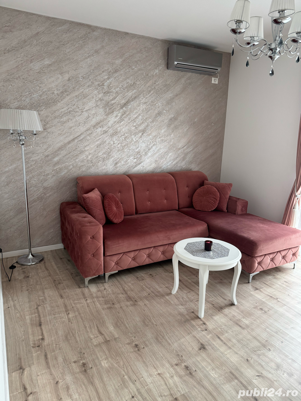 Apartament cu 2 camere decomandat