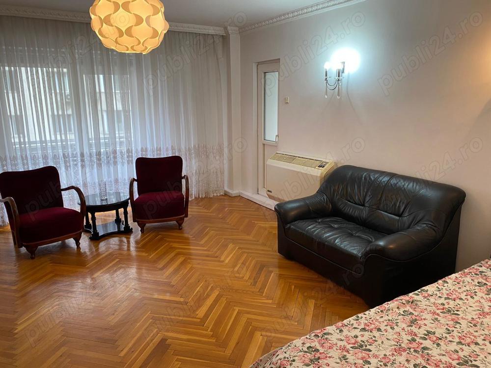 Apartament de vanzare 3 camere decomandat zona Barbu Vacarescu Sector 2