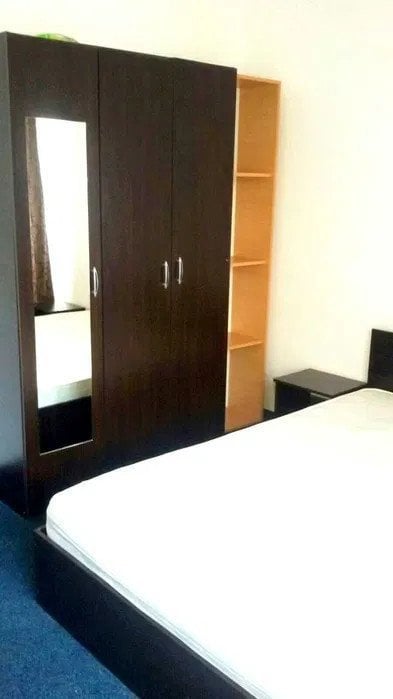 Apartament de 2 camere, decomandate, 50 mp, zona Eroii Revolutiei