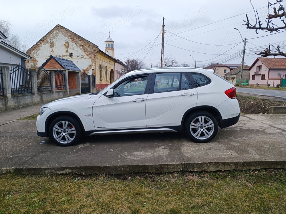 BMW X1 an 2010 diesel 20 tdi 177 cai euro 5 navigație 4x4 klimatronic