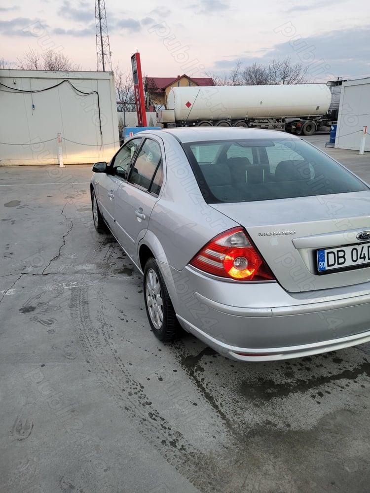 Vand schimb ford mondeo mk3 1.8 benzina sci 2003 schimb cu 8+1 locuri