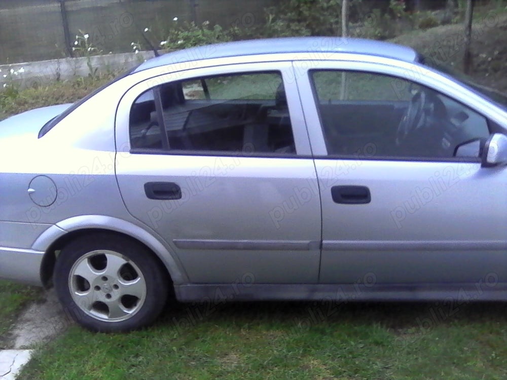 vand opel astra g 1.6 benzina 10 2000