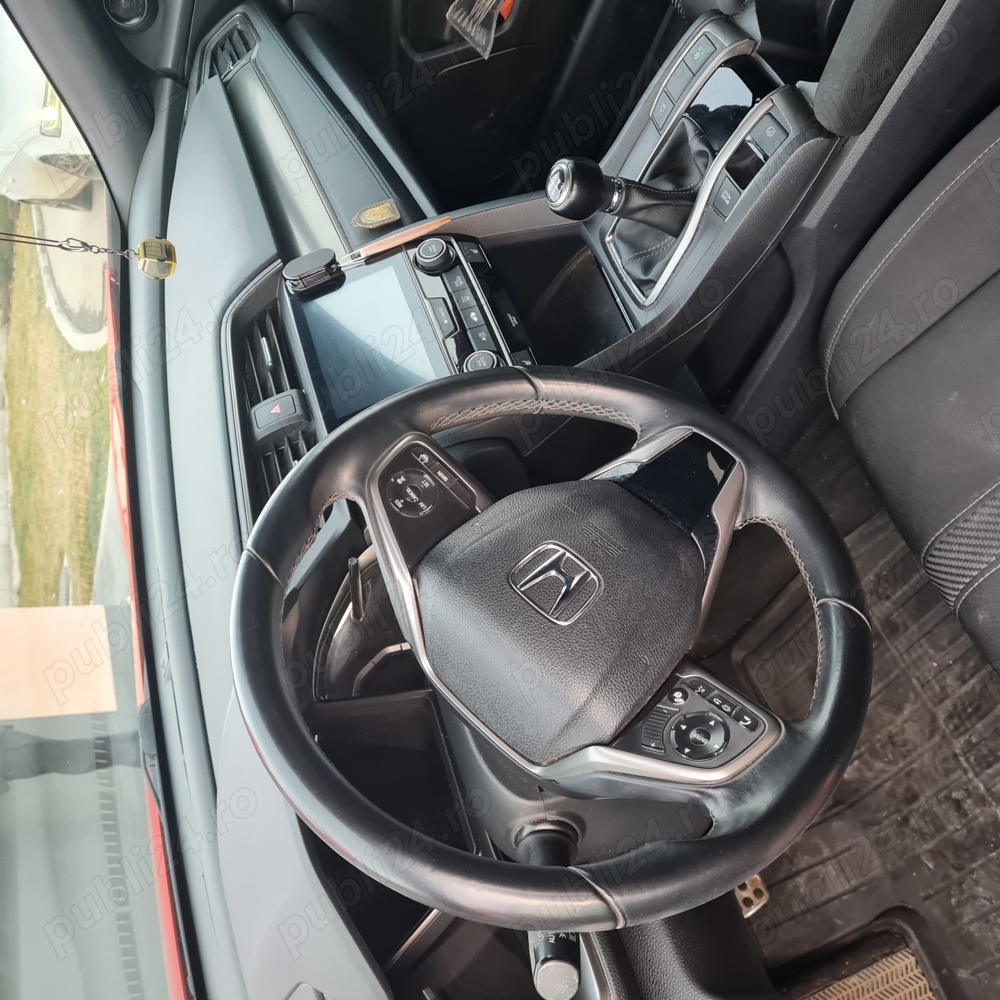 Vând Honda Civic 1.0VTEC Turbo 5DR, an 2018, 90000km, 1000cmc, benzina, EURO6, al 2-lea proprietar