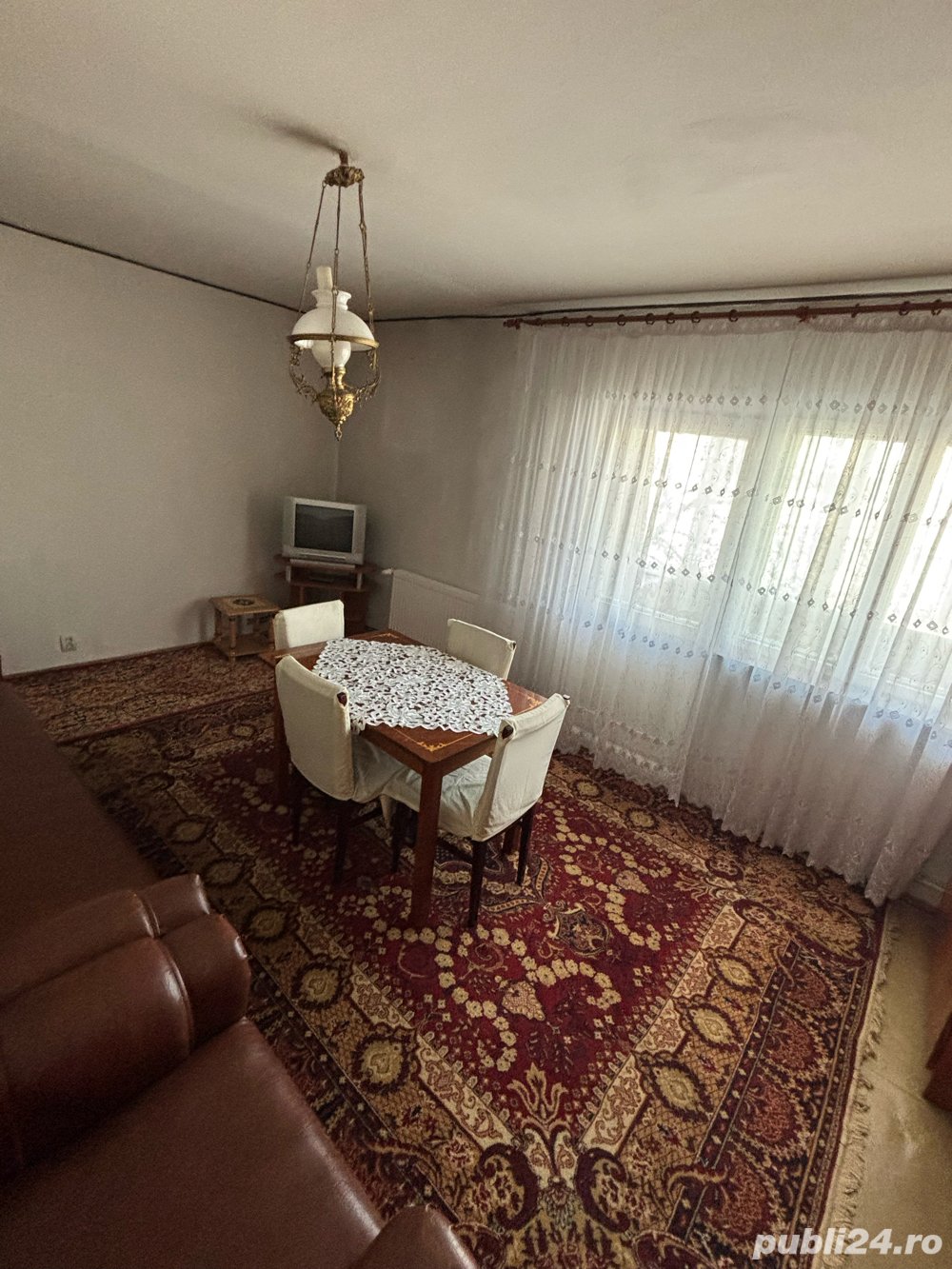 Persoana fizica vand apartament 2 camere