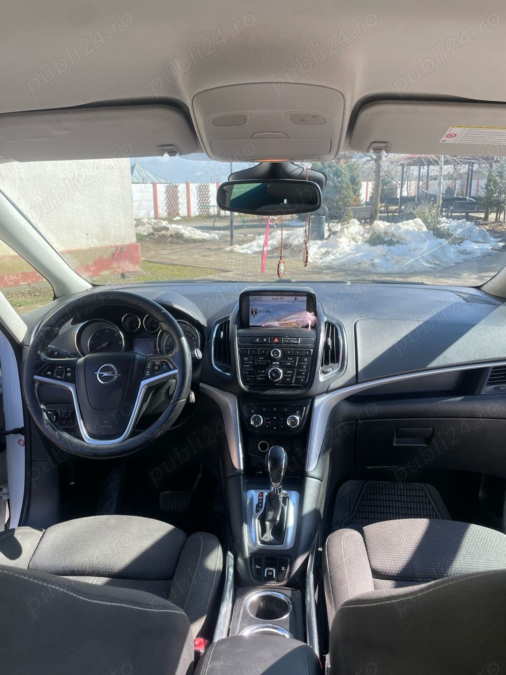 Opal Zamfira tourer 5 locuri 