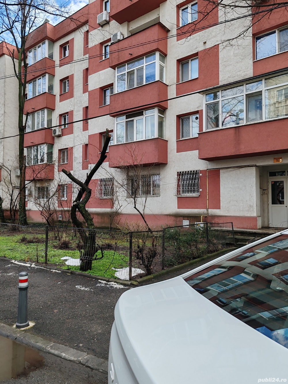 Închiriez apartament cu 2 camere Drumul Sării Razoare Cotroceni