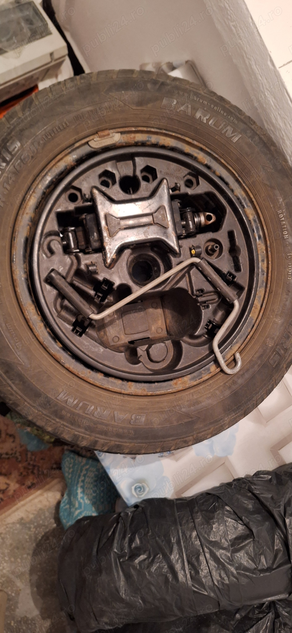 Roata rezerva Renault R14