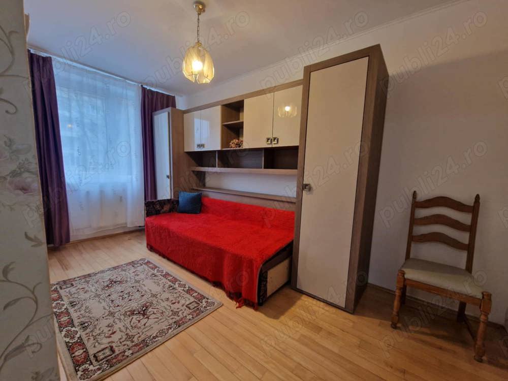 Apartament de închiriat - 3 camere, Rogerius, Oradea