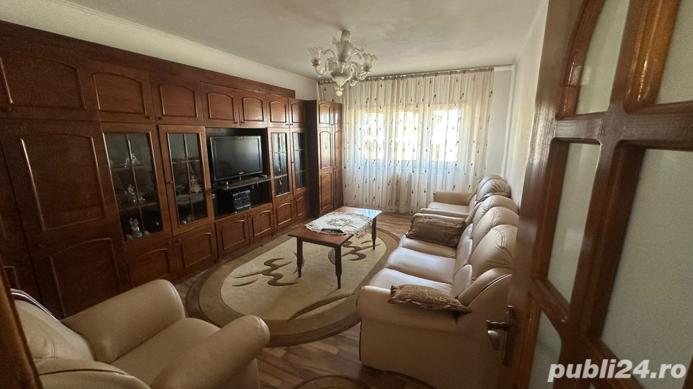 Proprietar vand apartament 2 camere decomandat