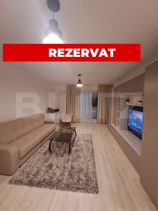 Apartament de vanzare, cu 2 camere, 58 mp, pozitie deosebita, zona-Tractoru