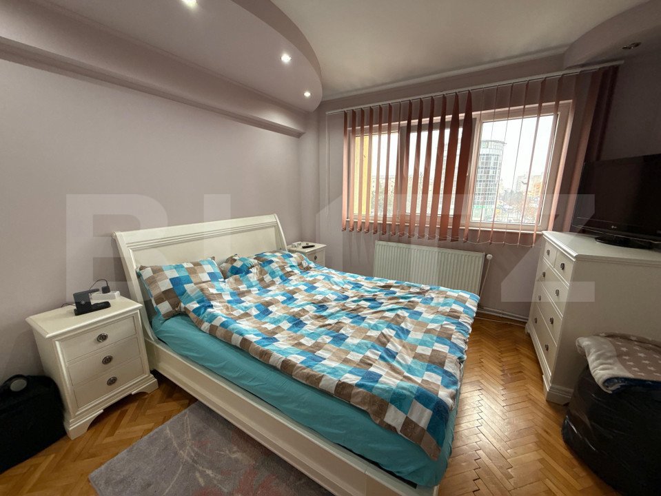 Apartament de vanzare cu 2 camere in Cetate.