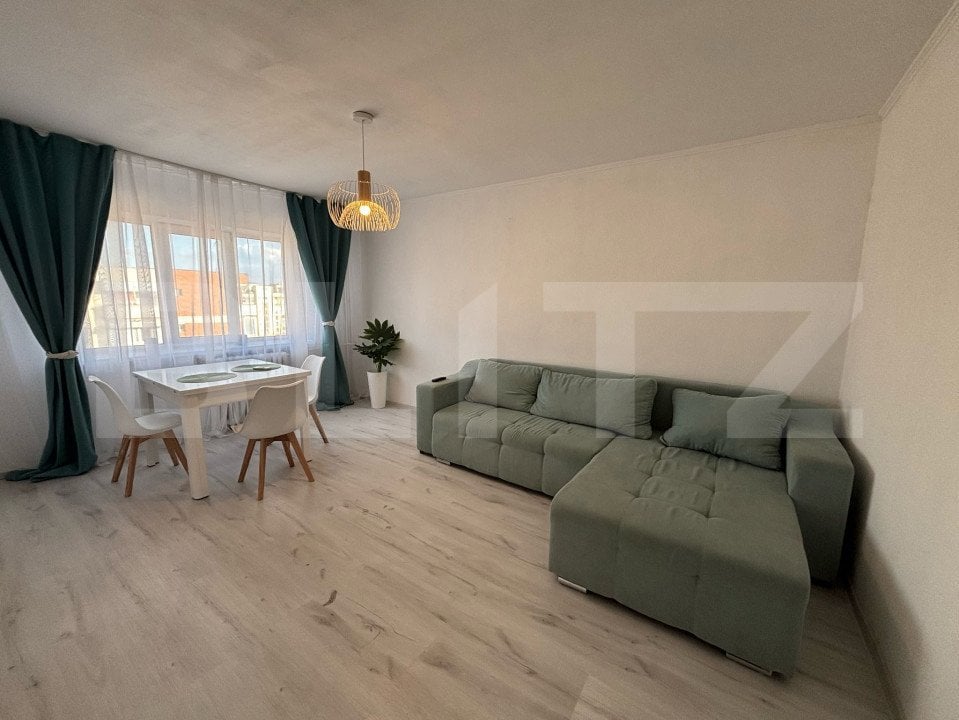 Apartament 3 camere decomandat, 74 mp utili, Centru, zona Ramada