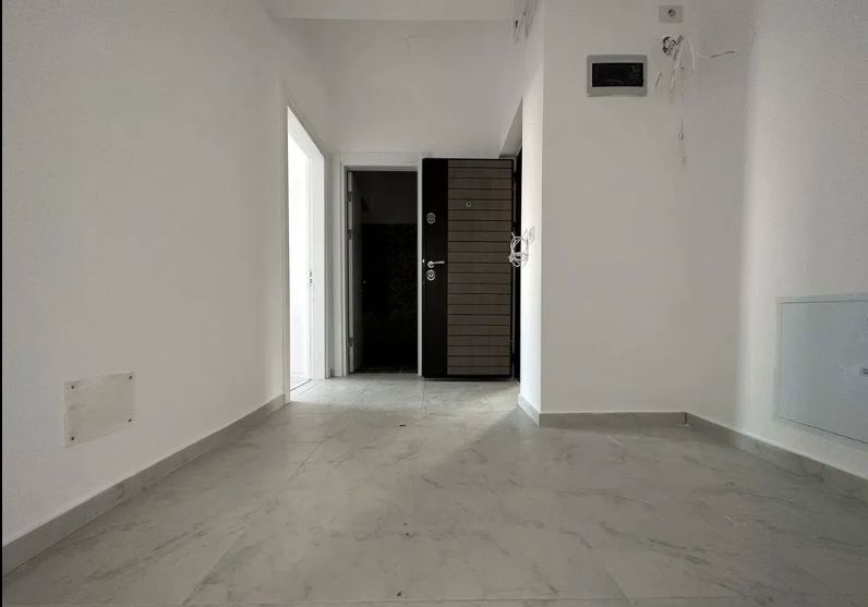 Garsoniera in bloc nou la 10 minute metrou Garsoniera in bloc nou la 10 minute metrou