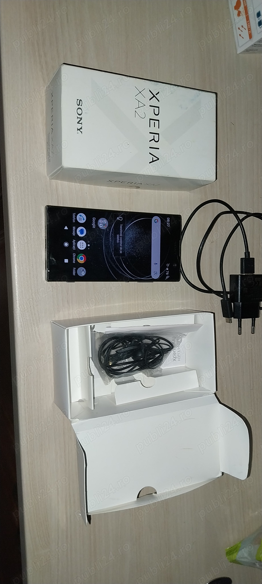 Vand telefon Sony Xperia xa2