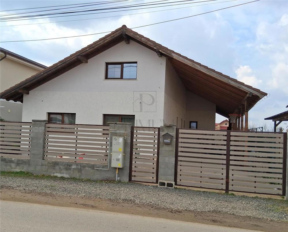 Casa Individuala - zona M CITY - asfalt - toate utilitatile - mansardabila - carport