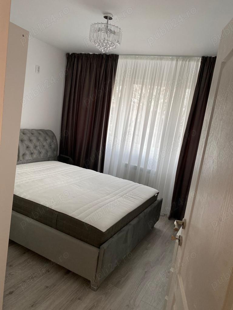 Proprietar Piata Victoriei inchiriez apartament 3 camere