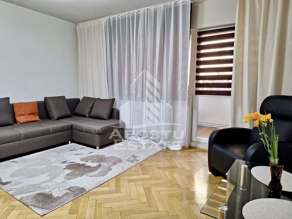 Apartament cu 3 camere, etajul 1, centrala proprie, zona Girocului