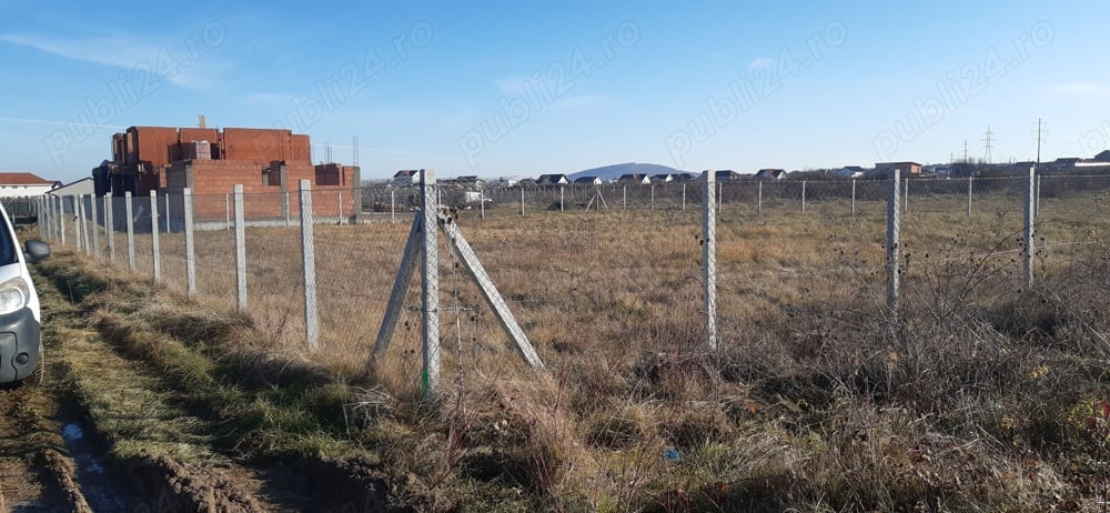 Persoana fizica vand teren intravilan la intrare în Cihei, langa Viena Residence