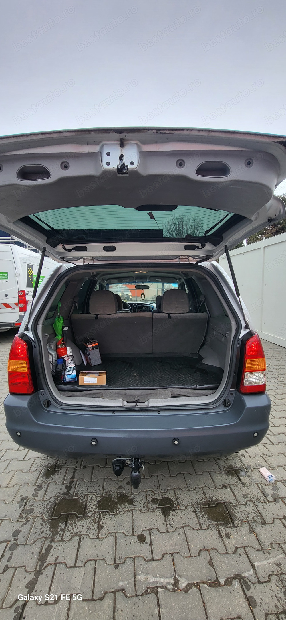 Mazda Tribute 2 litri benzina (gpl) 4x4 