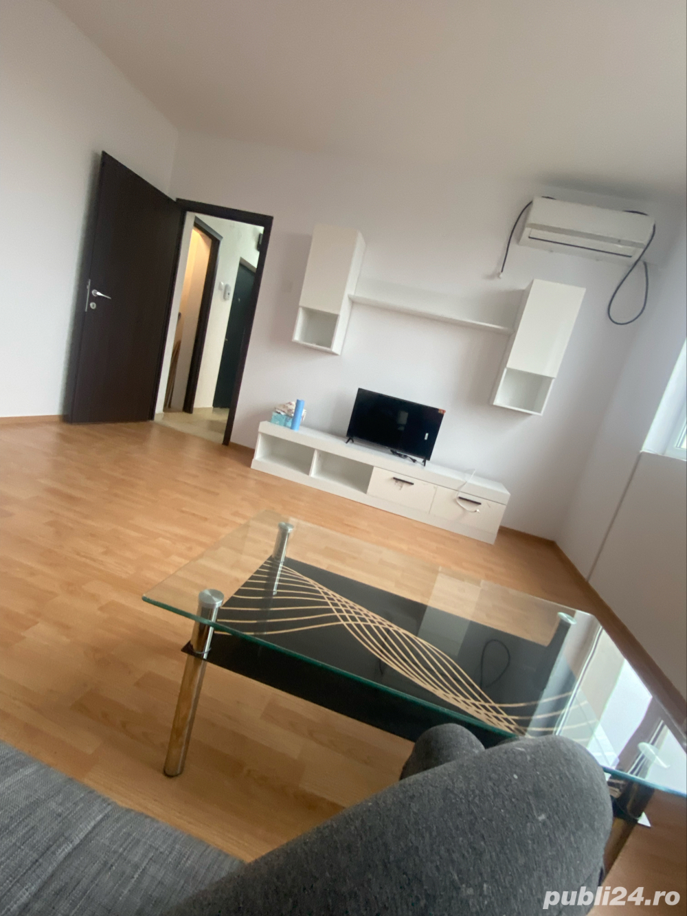 Inchiriez apartament 2 camere