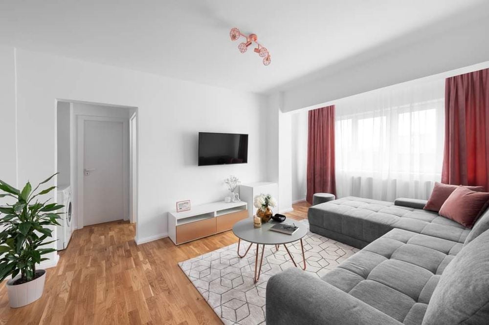 Apartament 3 camere si terasa 135.2mp, la 5 min Metrou Ap. Patriei