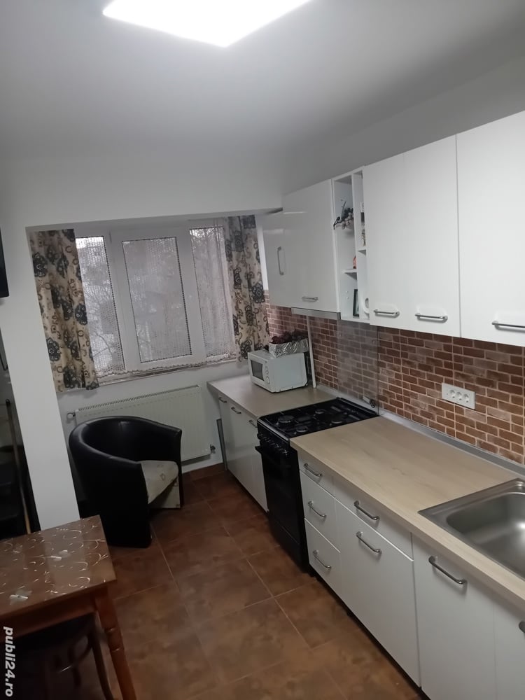 Vând apartament 2 camere str.Hipodrom