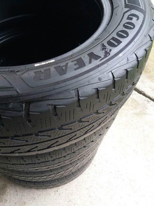 Anvelope C-uri 205, 65 R16 C