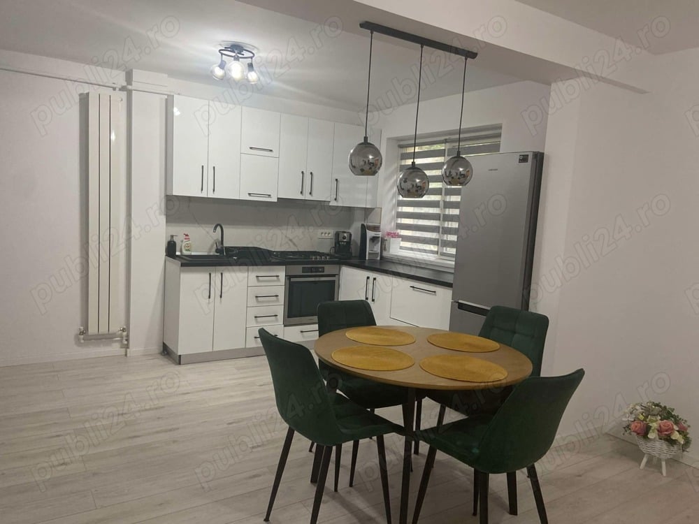 Închiriez apartament zona parc 3 mocani