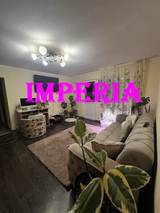 Apartament cu 2 camere,  strada Imparat Traian, etaj 3