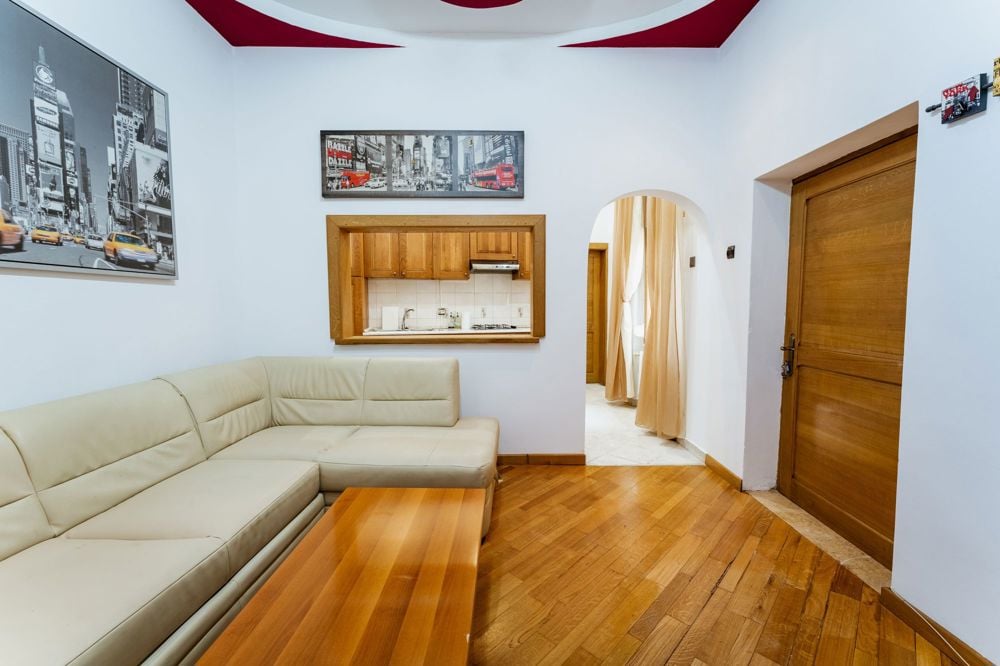 Apartament ultracentral de închiriat